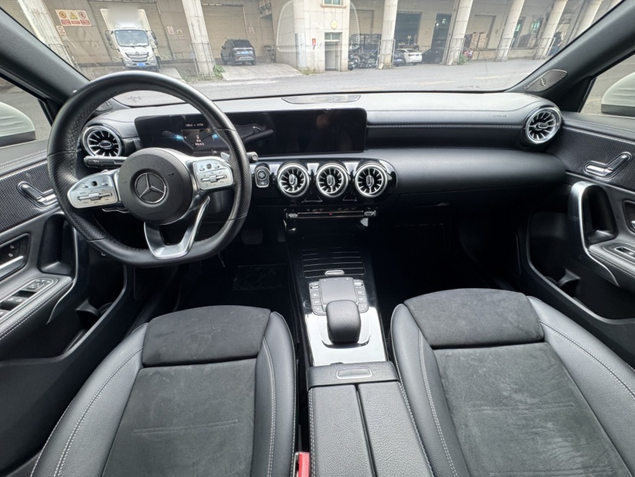 A-Class 2022 Facelift A 200 L Sport Fashion photo 3