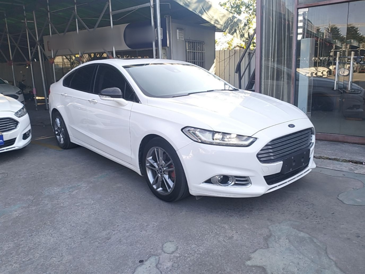 Mondeo 2013 2.0L GTDi240 Luxury Sport photo 3