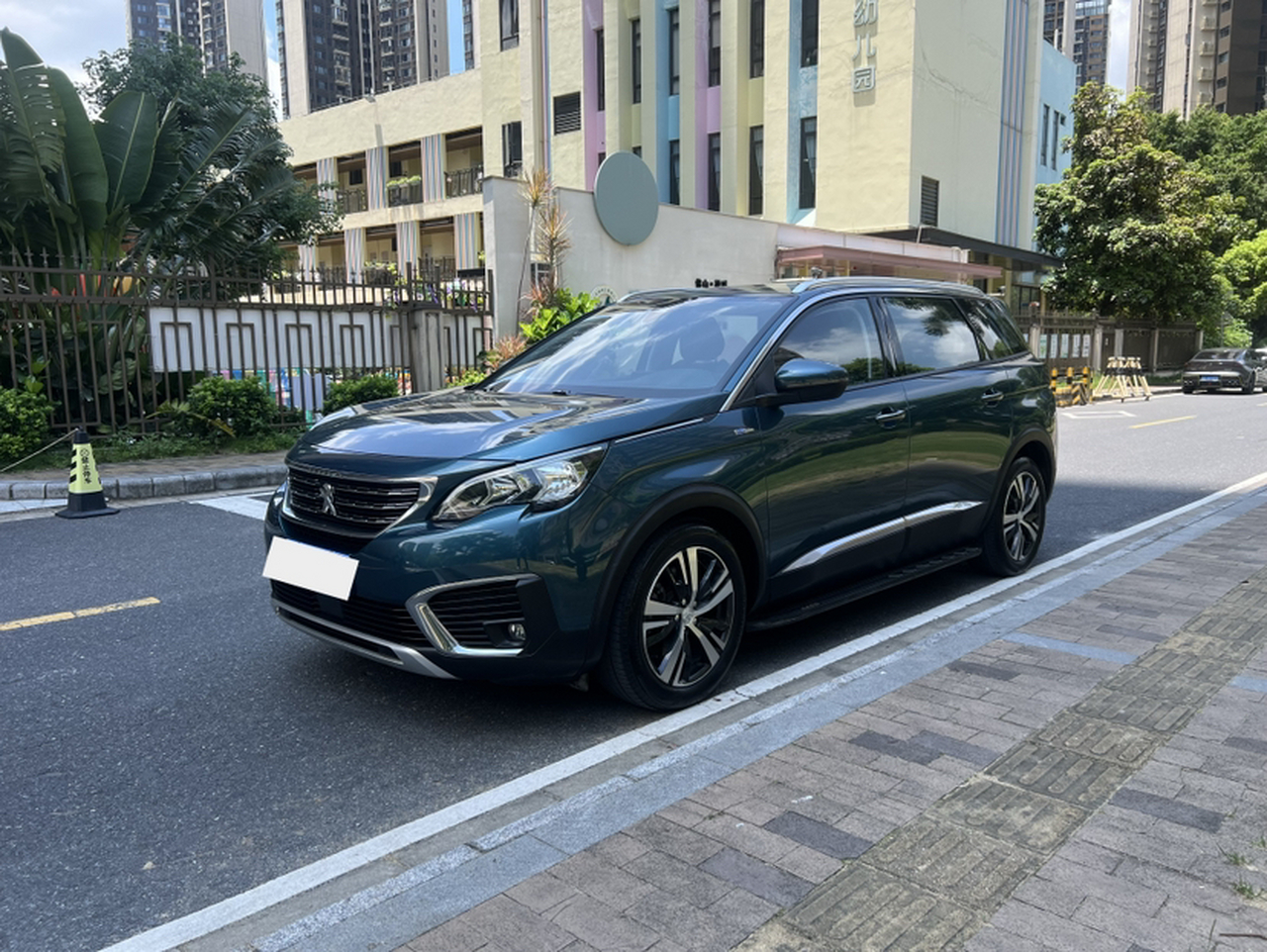 5008 2017 380THP 7-Seater Elite photo 4