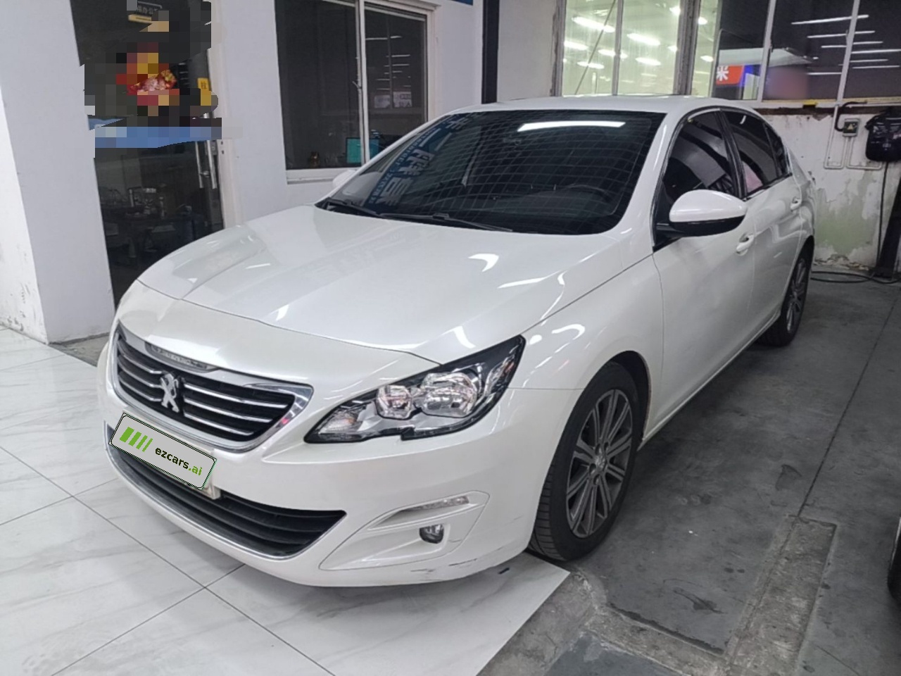 408 2014 1.8L AT Luxury