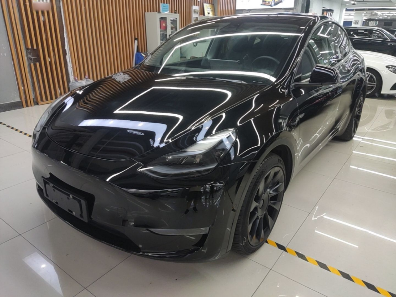 Model Y 2021 Long Range AWD 3D7