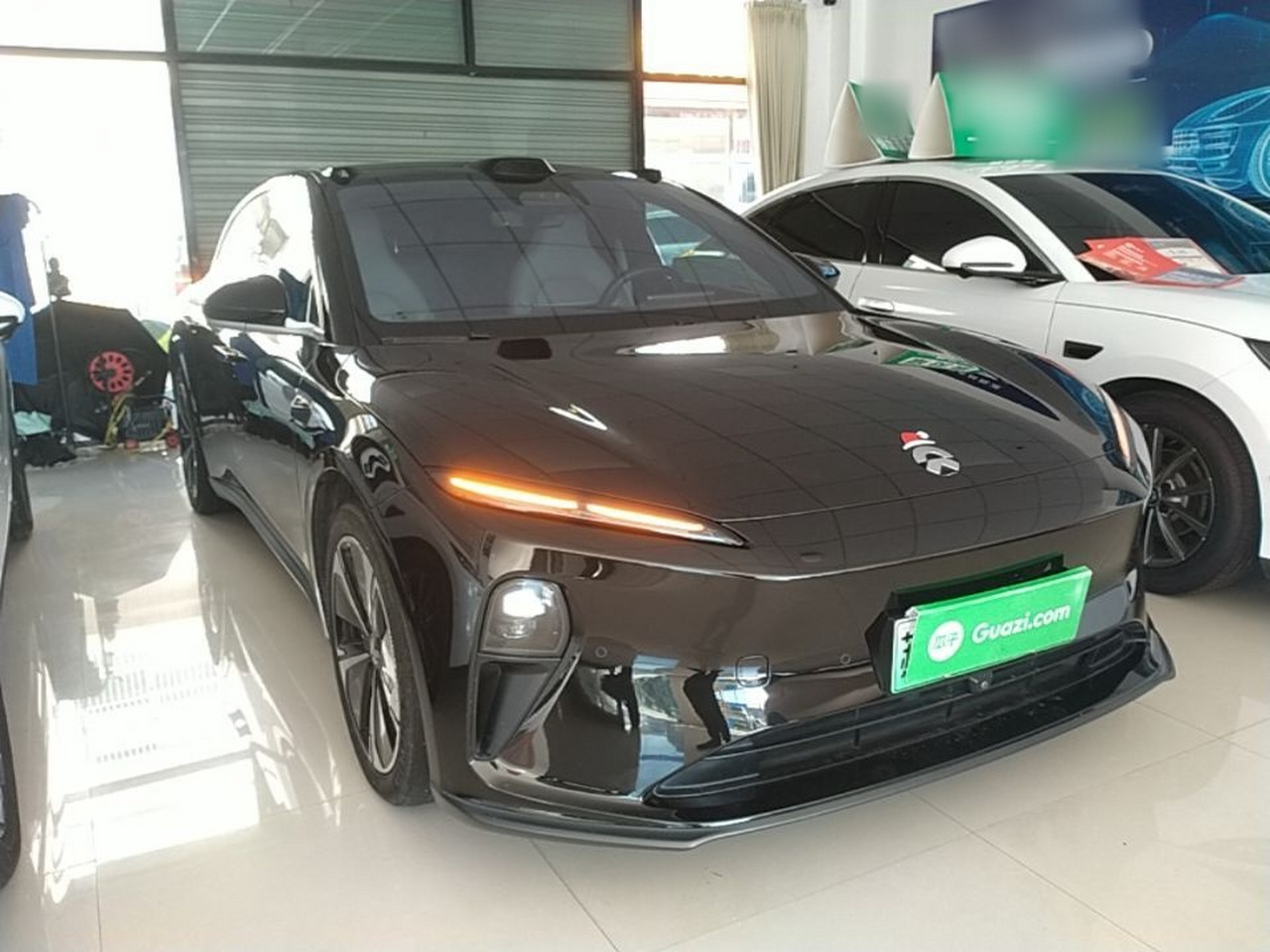 ET5T 2024 75kWh Touring photo 3