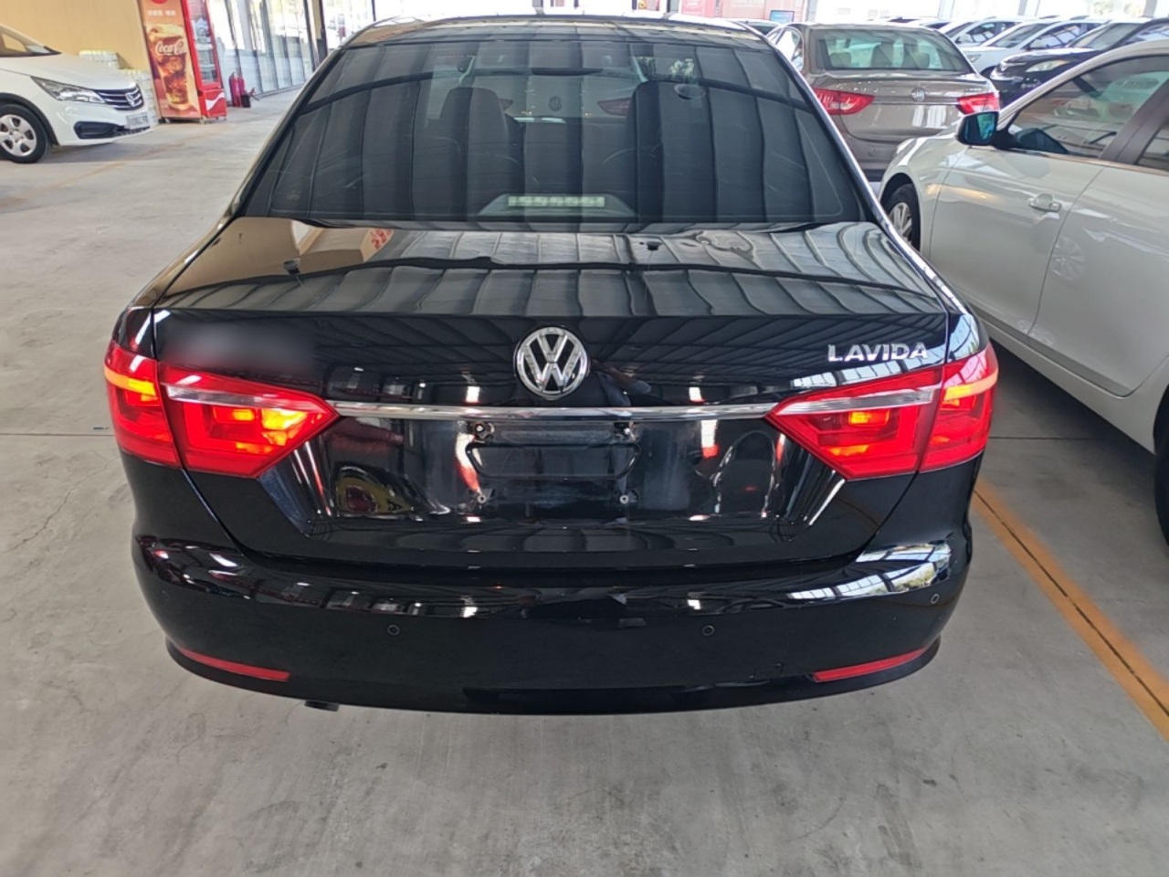 Lavida 2013 Facelift Classic 1.6L AT Comfort photo 5
