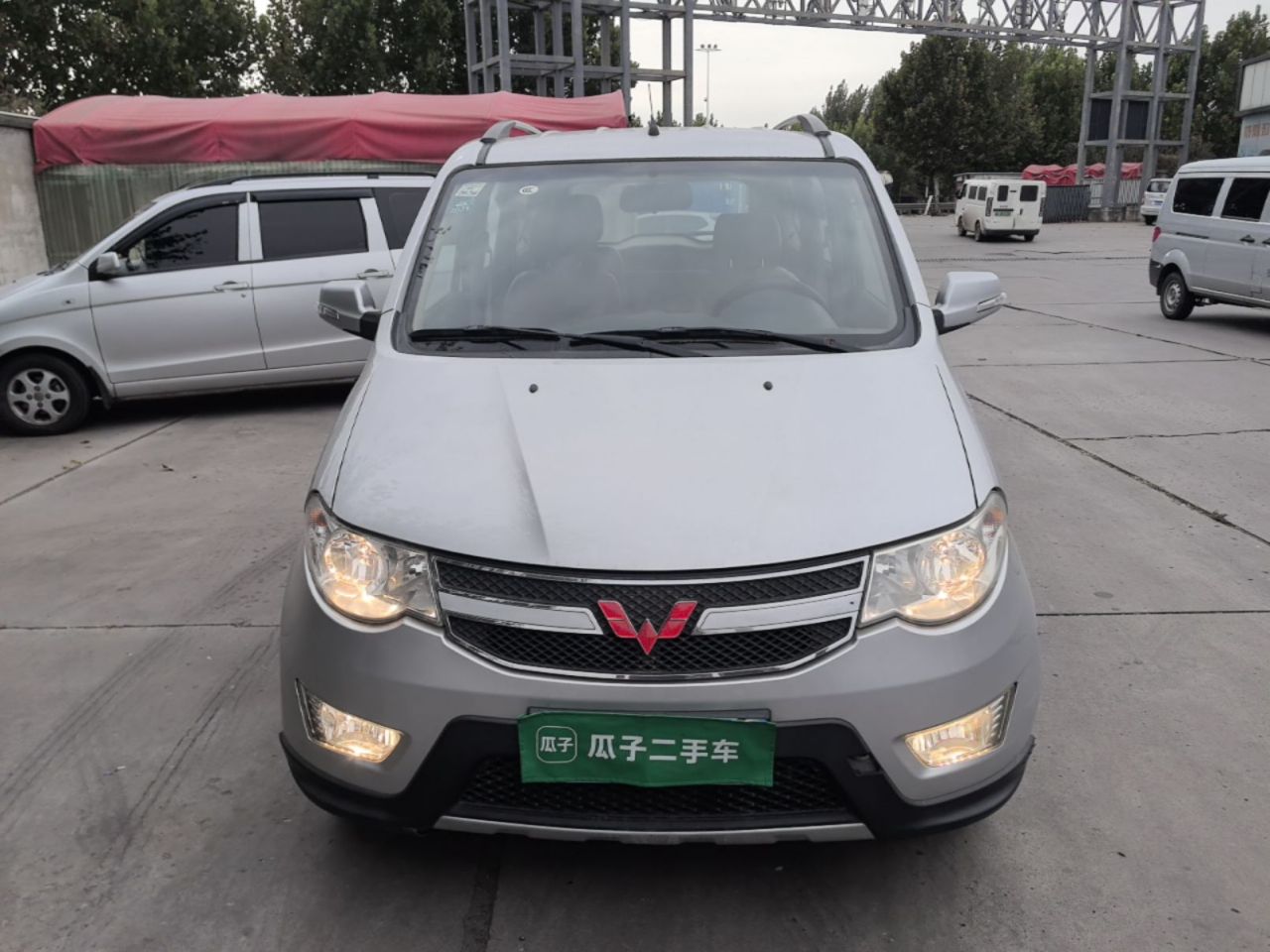 Wuling Hongguang 2014 1.5L S Luxury photo 2