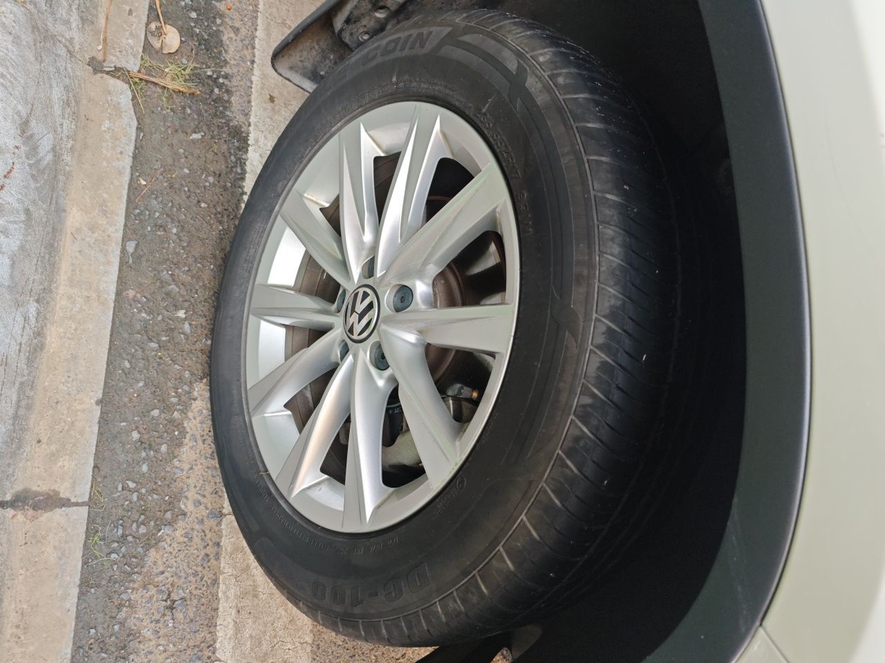 Tiguan 2016 300TSI AT RWD Comfort photo 5