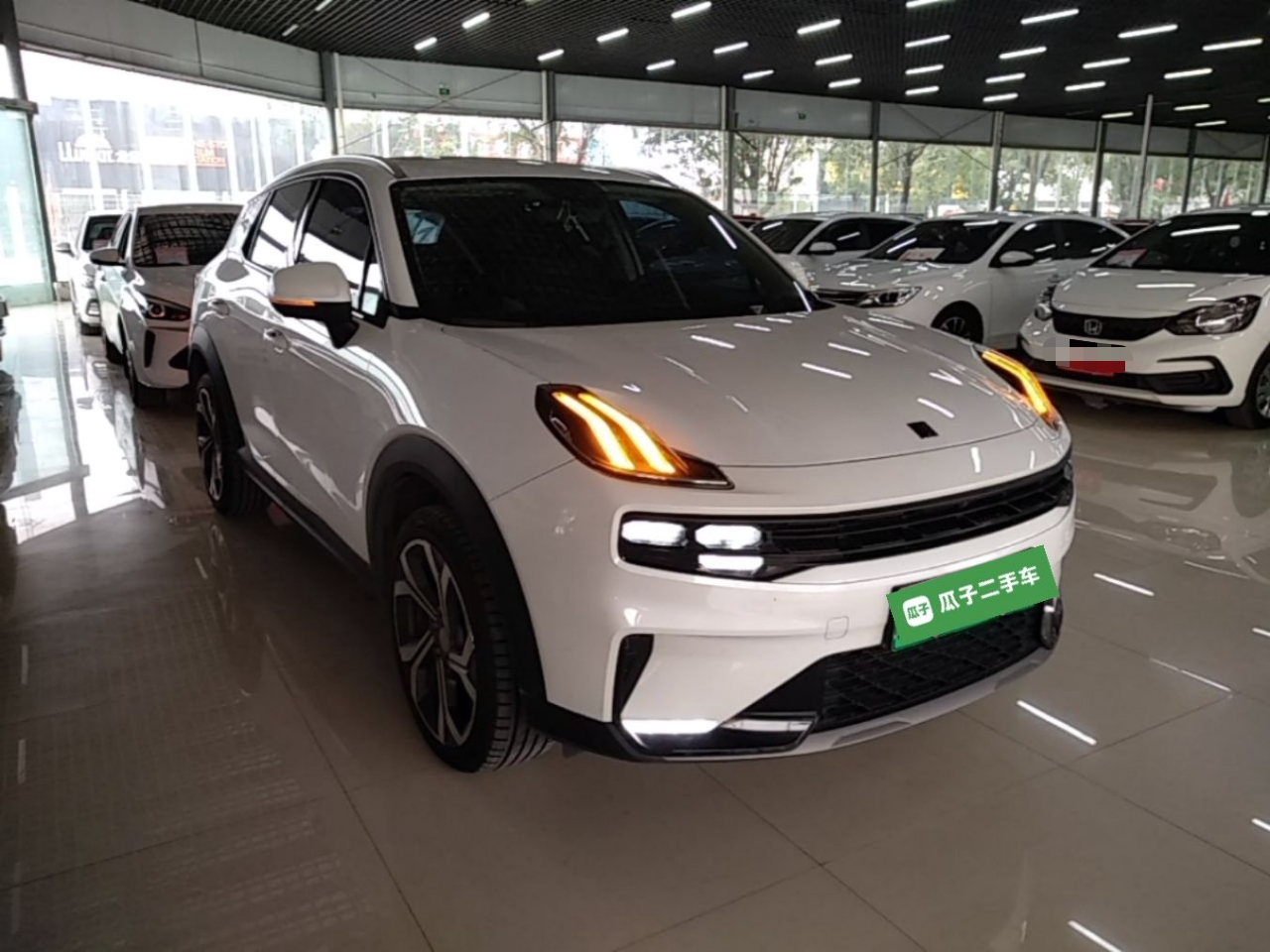 06 EM-P 2022 PHEV 84KM Range Pro photo 3