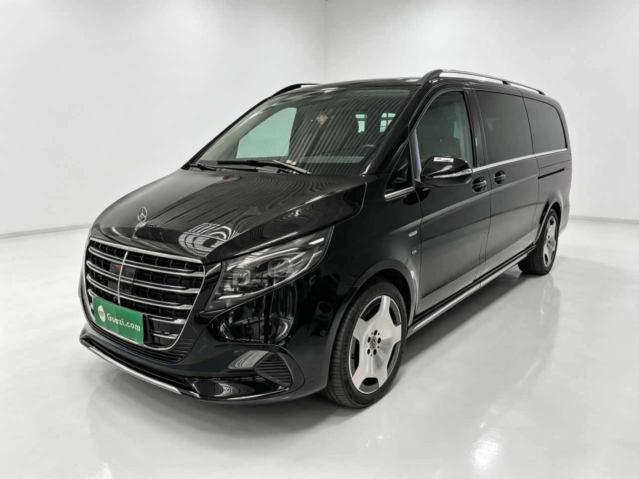 V-Class 2024 V 300 L Long Wheelbase Luxury