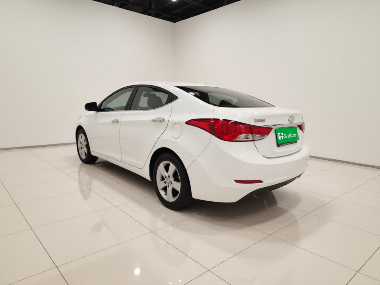 Elantra 2012 1.6L AT Leading photo 4