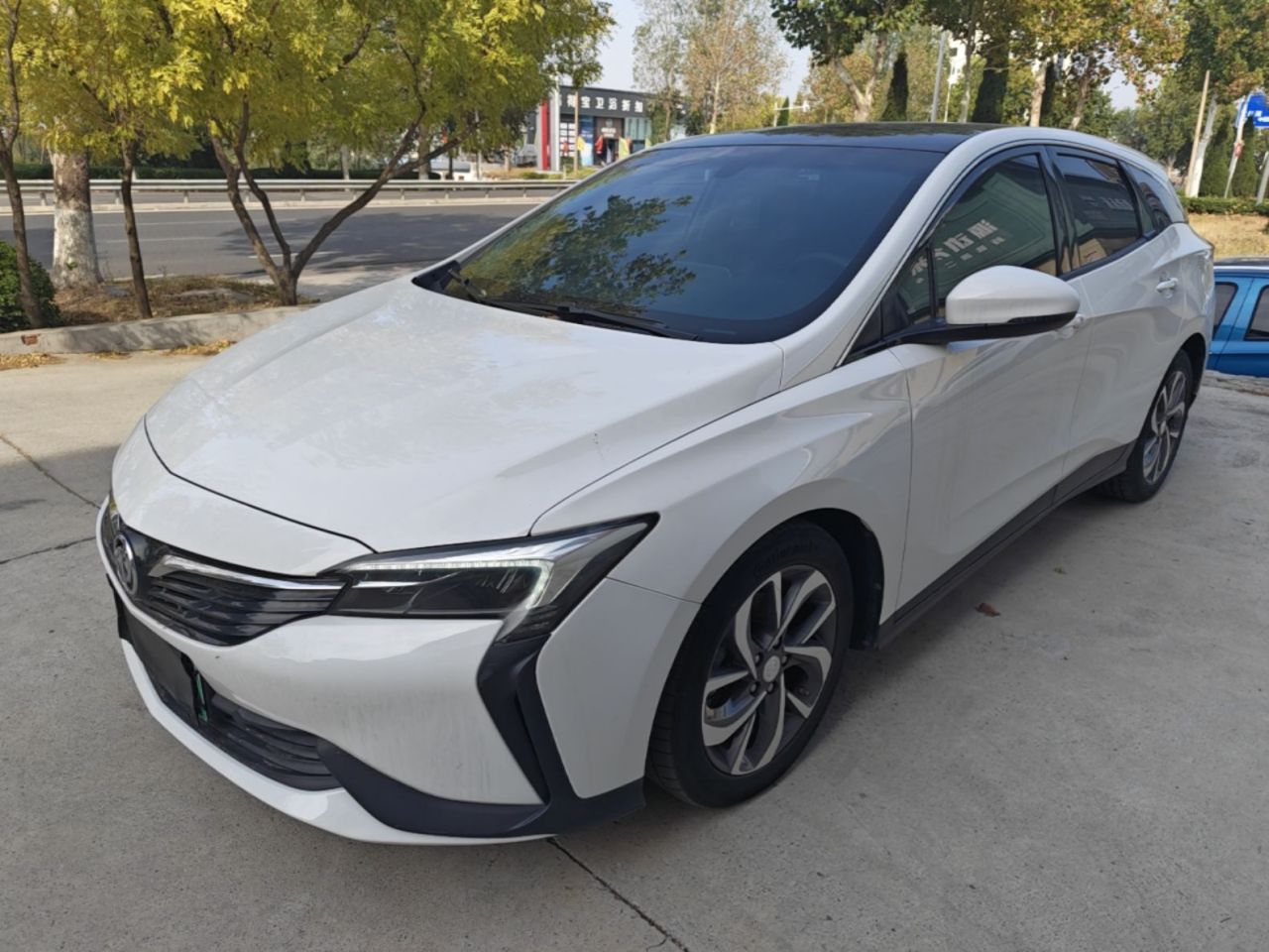 6 2022 PHEV Smart