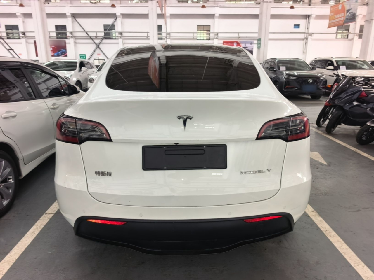 Model Y 2022 Facelift RWD photo 3