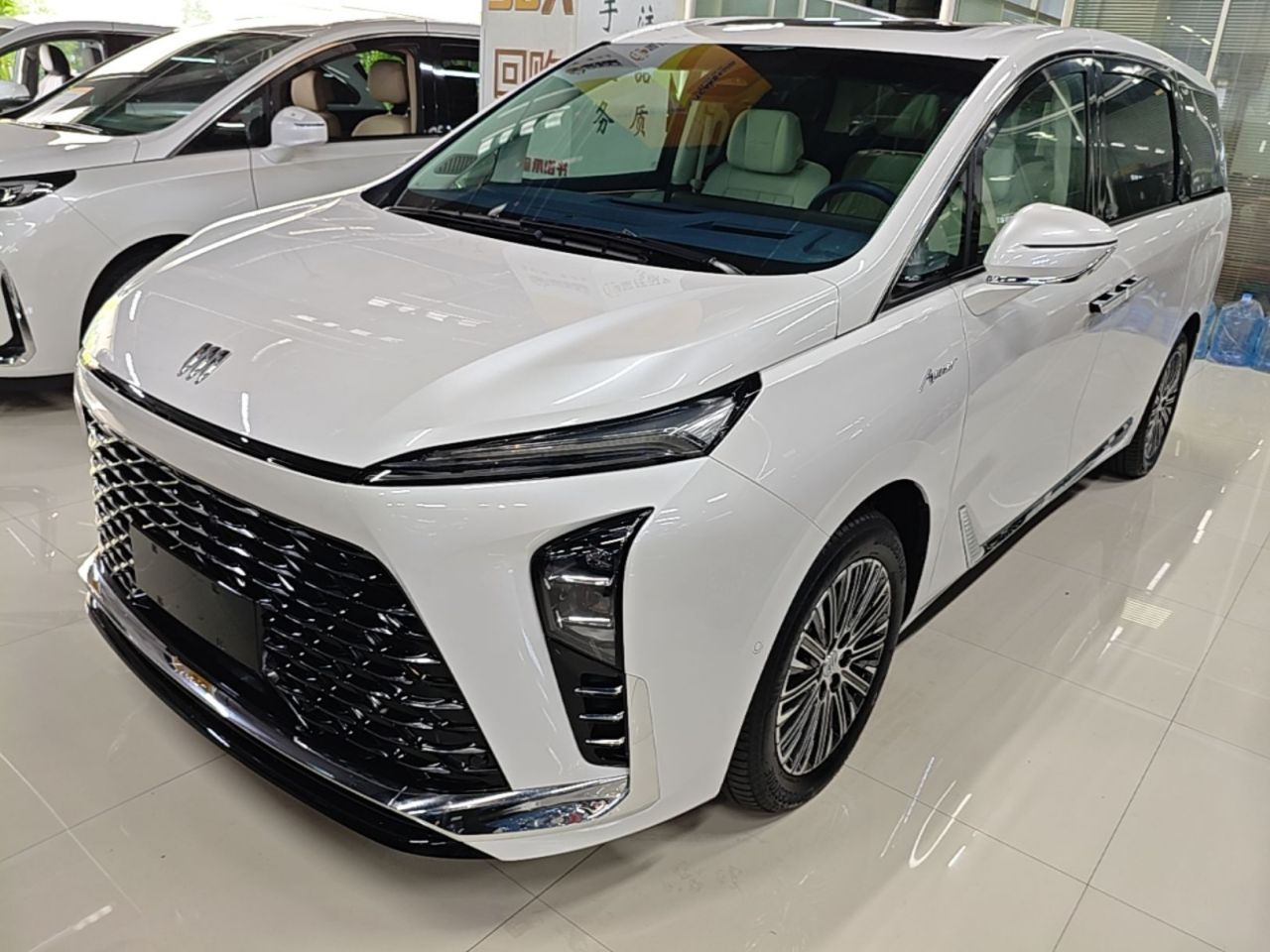GL8 EV 2024 6-Seater