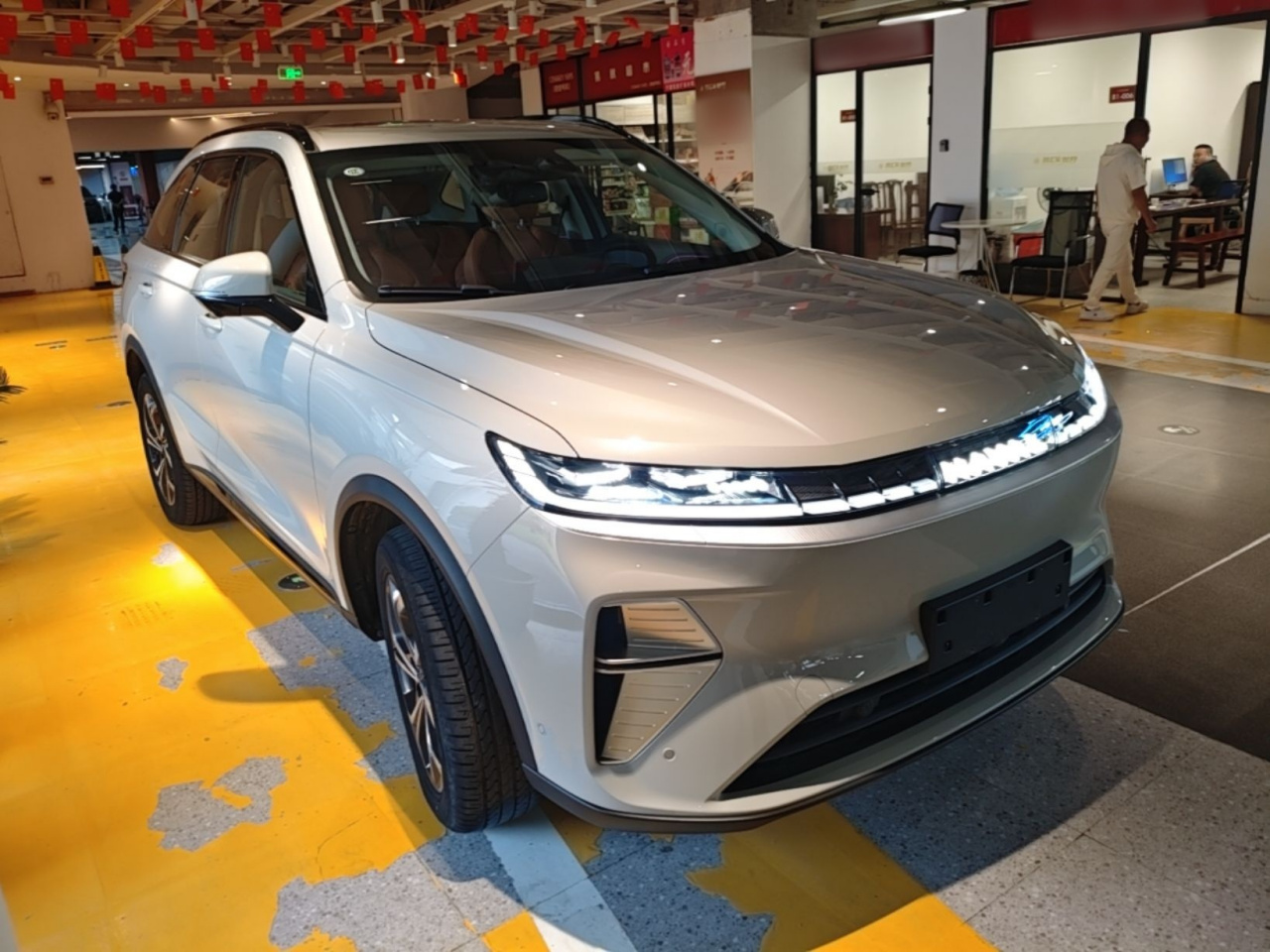 MAX 2025 Hi4 165 Ultra ADAS photo 4