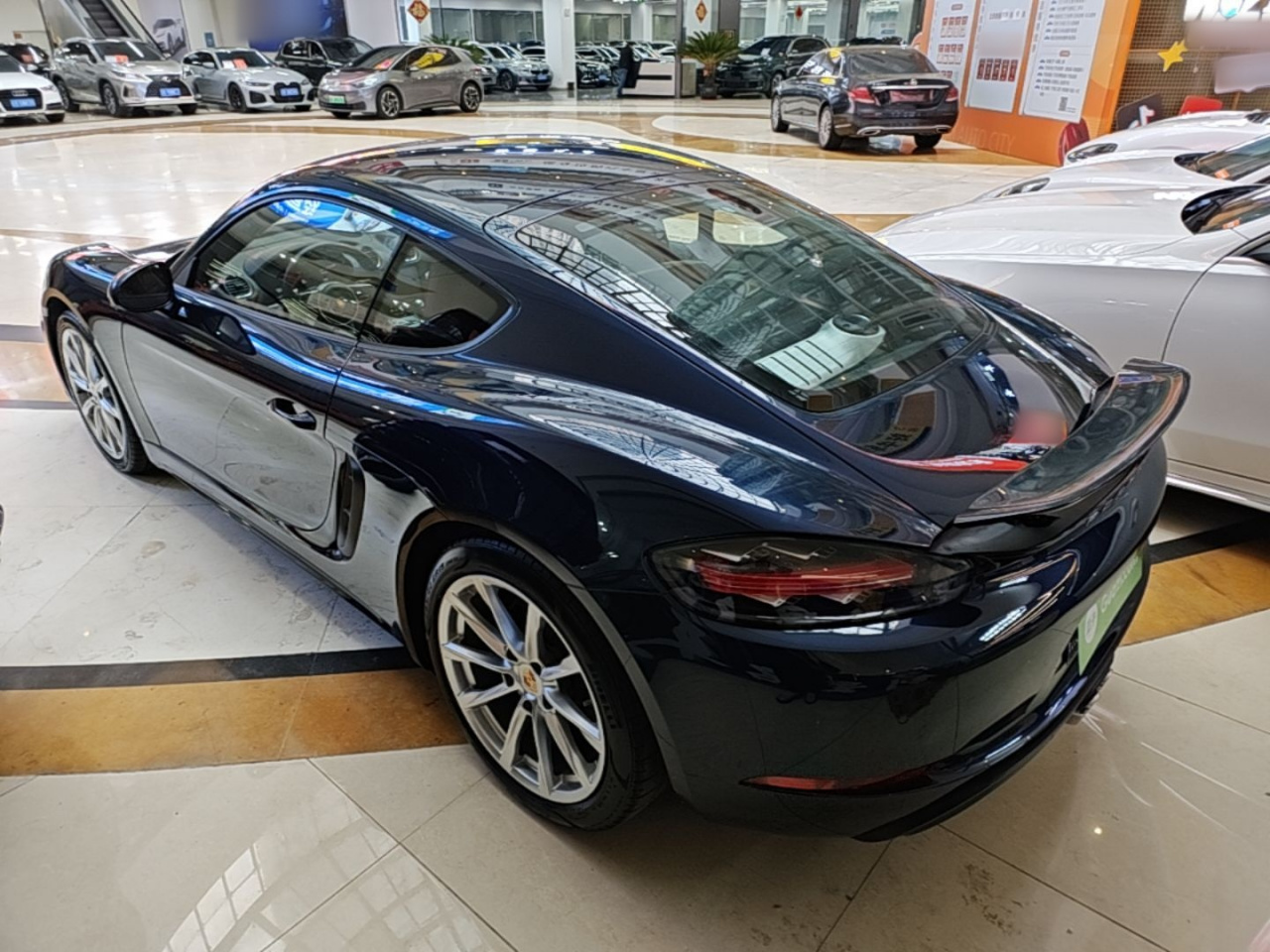 718 2020 Cayman 2.0T photo 4