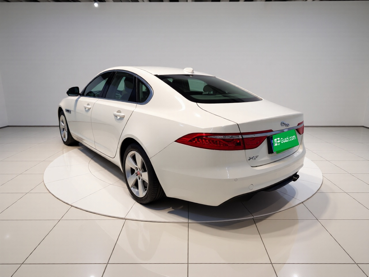 XF 2016 XF 3.0 SC RWD photo 4
