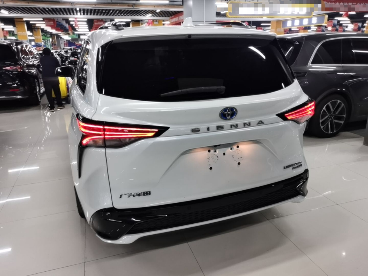 Sienna 2021 2.5L Hybrid Supreme photo 5