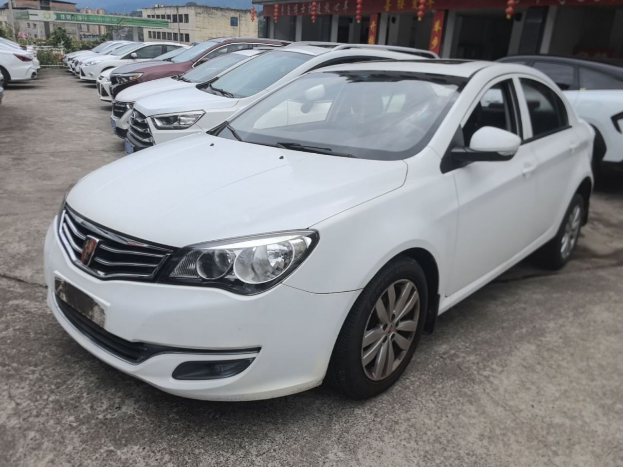 350 2015 1.5L AT Luxury