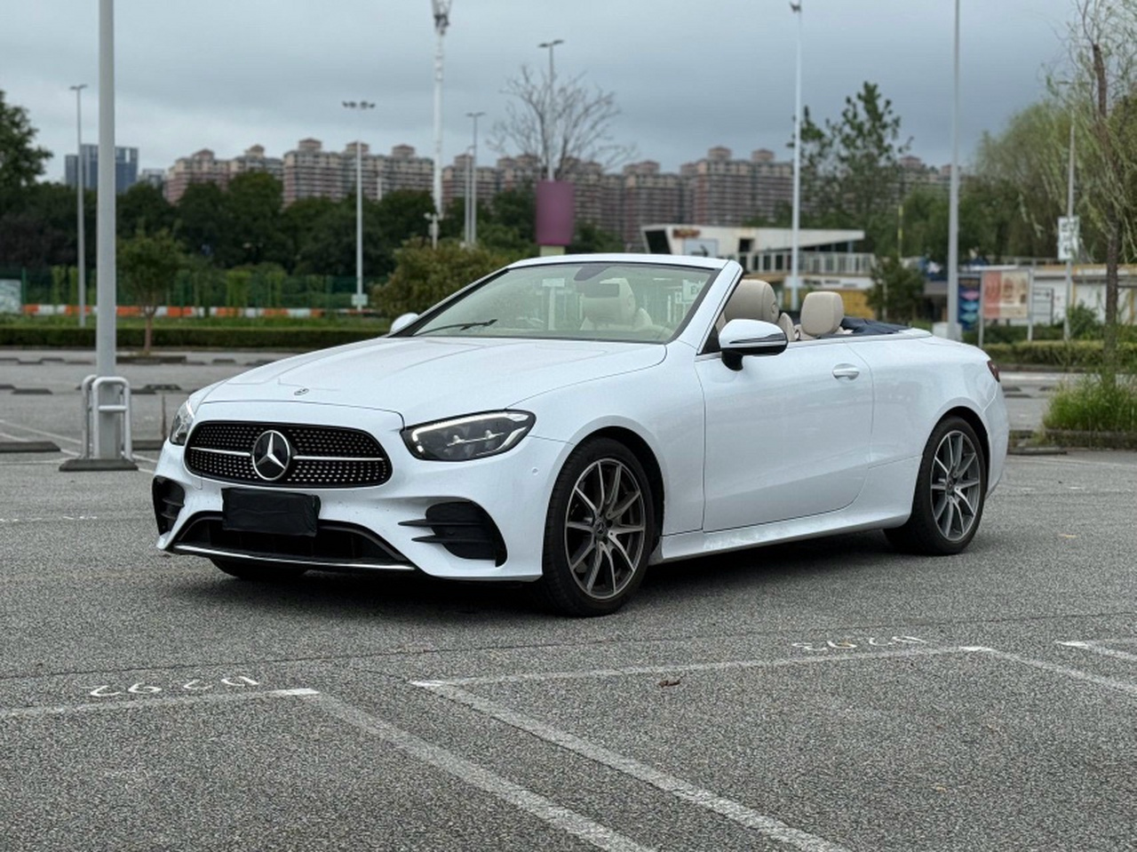 E-Class Imported 2023 Facelift E 260 4MATIC Convertible Coupe