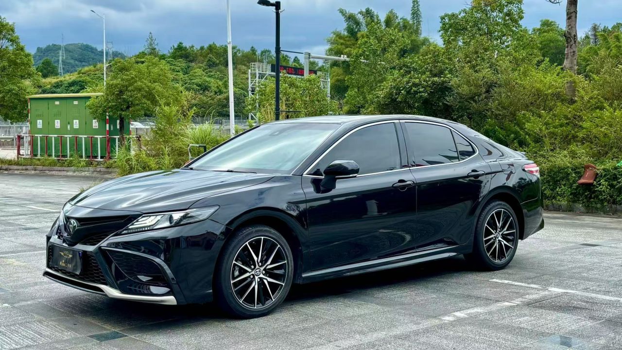 Camry 2021 2.0S