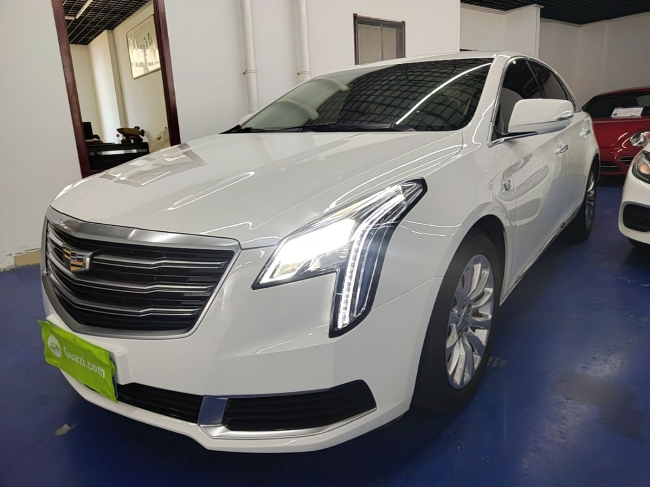 XTS 2018 28T Tech