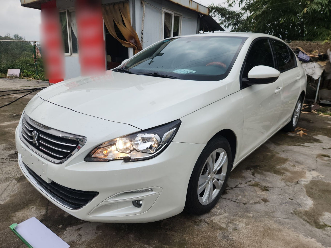 408 2014 1.8L MT Leading