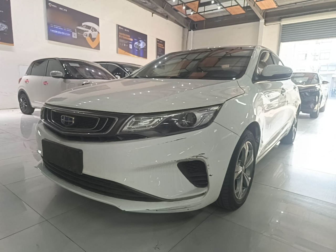 Emgrand GL 2018 1.8L MT Elite Connected