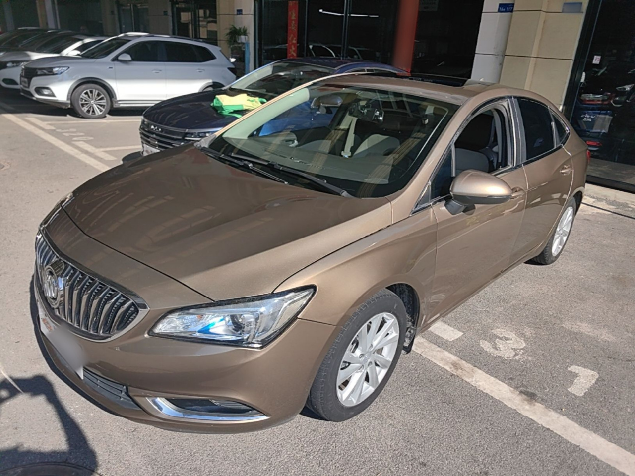 Verano 2015 Sedan 15S AT Leading