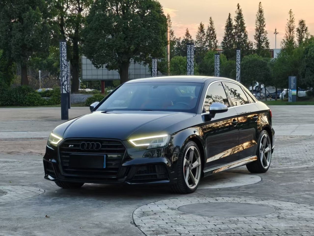 S3 2019 S3 2.0T Limousine