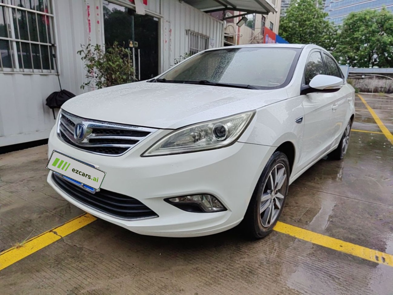 Eado 2015 1.6L AT Luxury