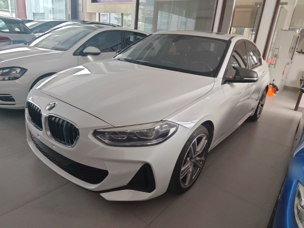 1 Series 2019 120i Leading M Sport Package