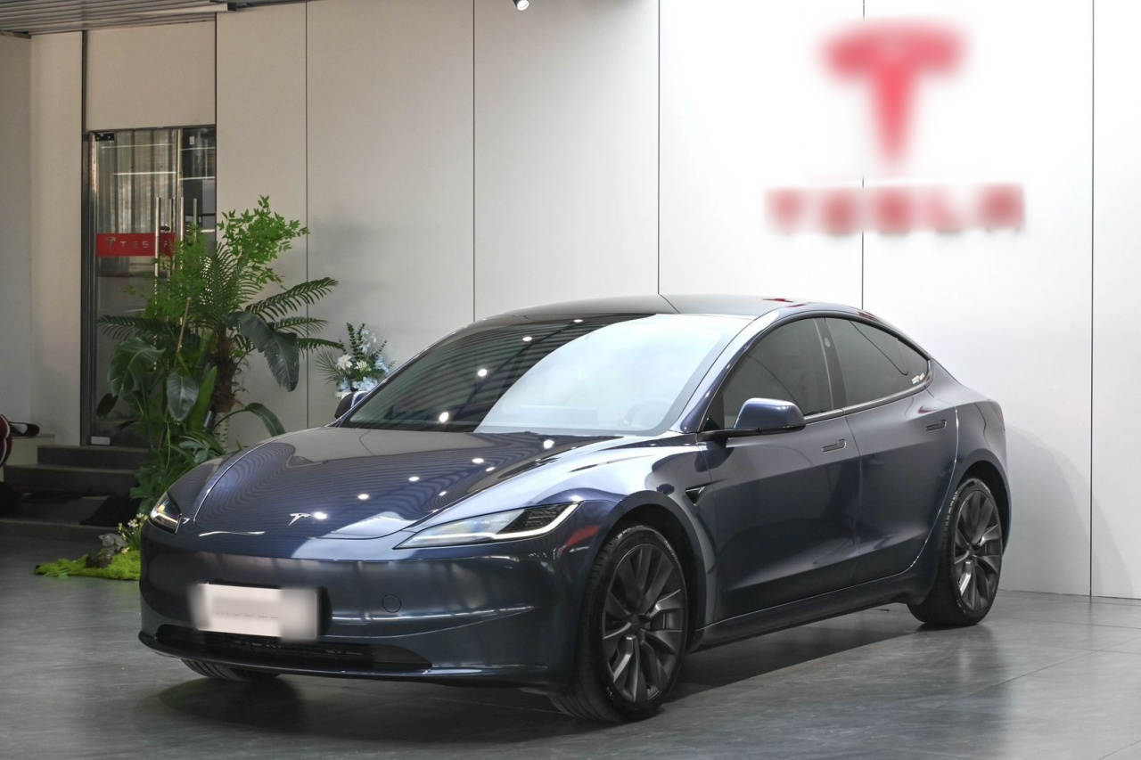 Model 3 2023 Long Range AWD