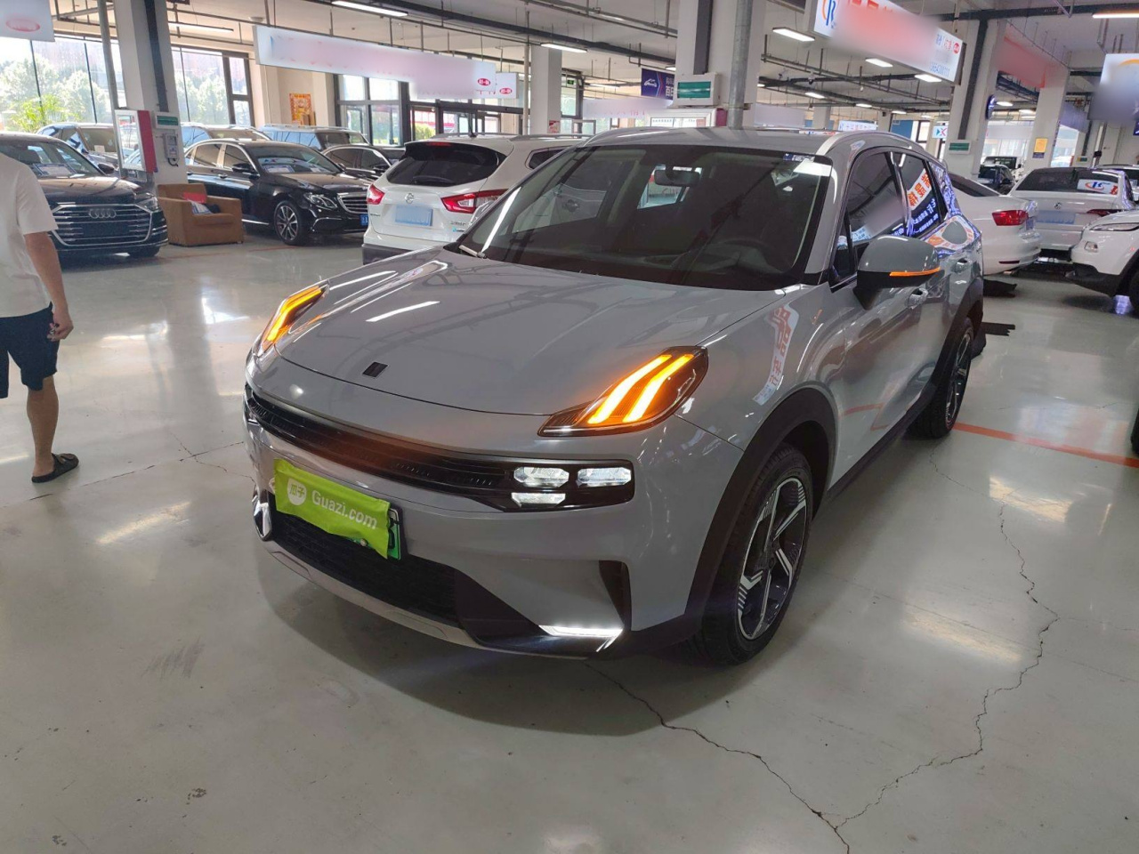 06 EM-P 2022 PHEV 84KM Range Pro