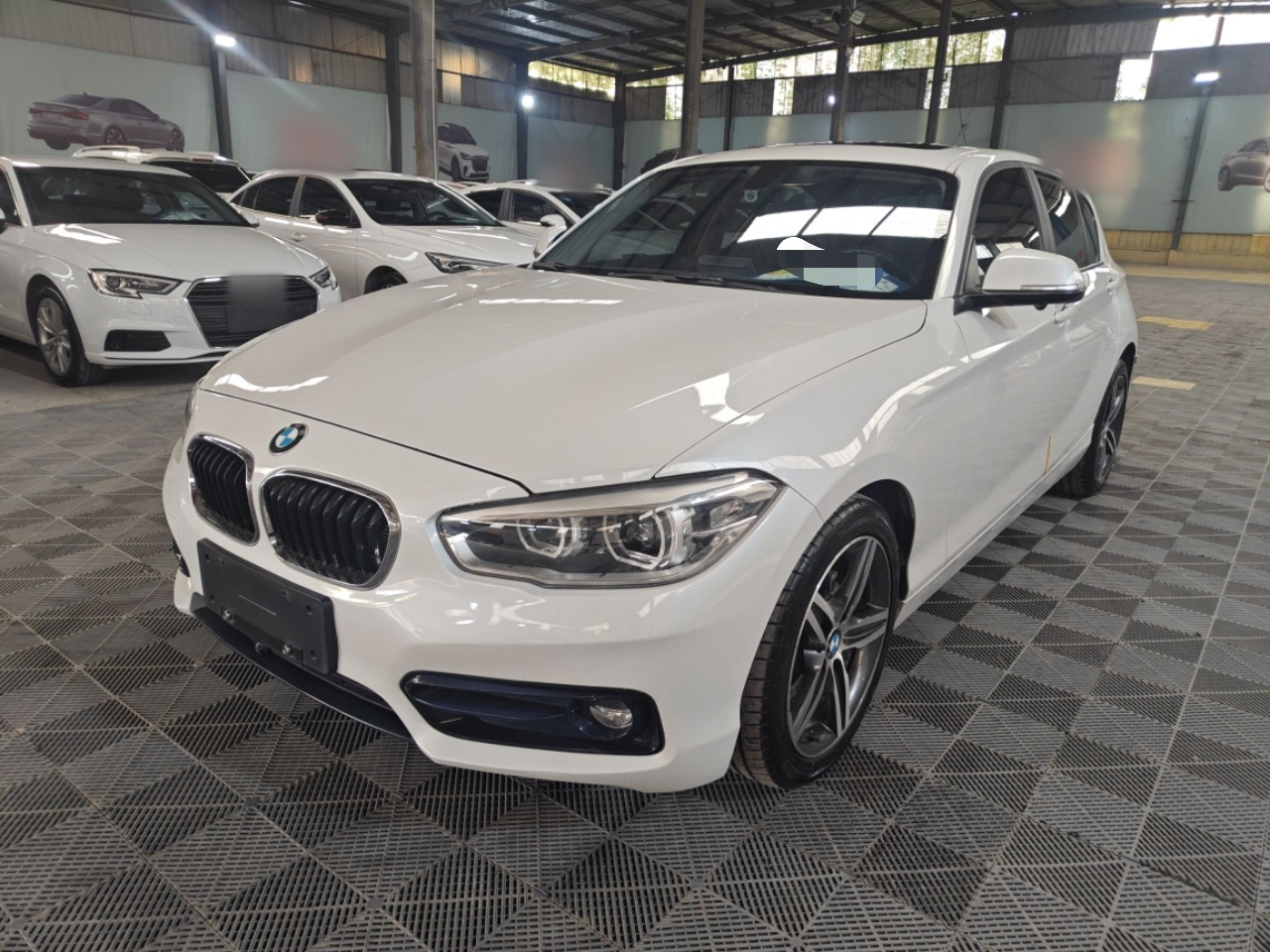 1 Series Imported 2018 118i Sport Design Package