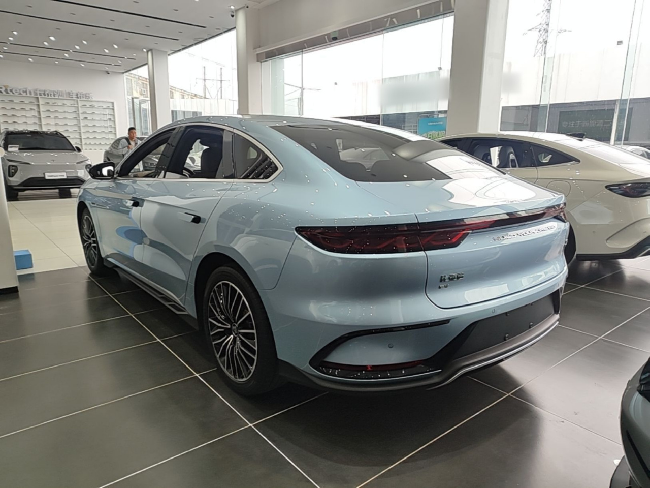 Han 2023 EV Champion 506KM FWD Premium photo 4
