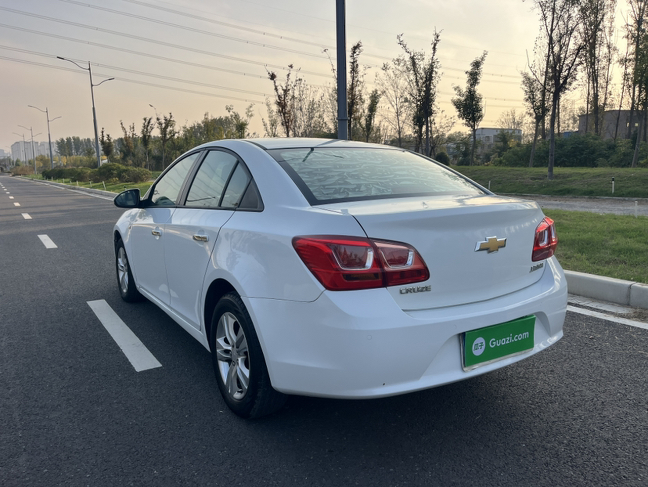 2015 1.5L Classic SE AT photo 3