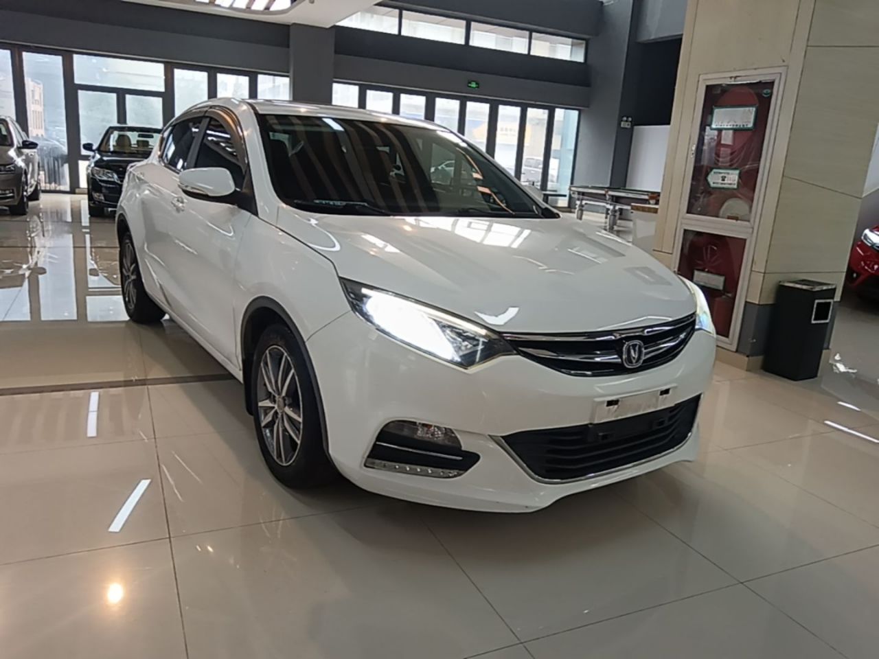 Eado 2016 XT 1.6L AT photo 3