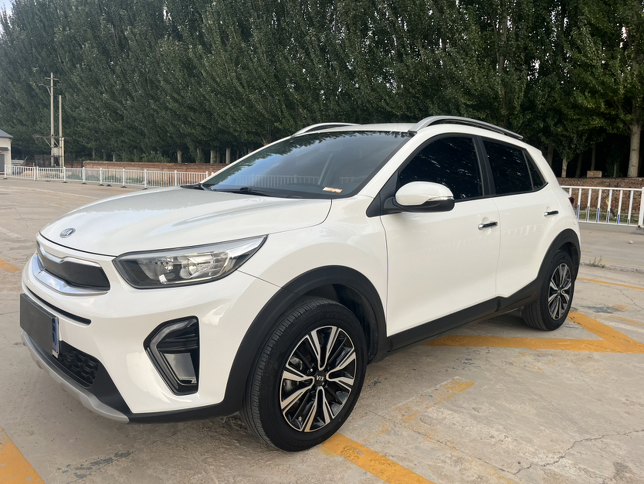 Stonic 2021 1.4L CVT photo 2