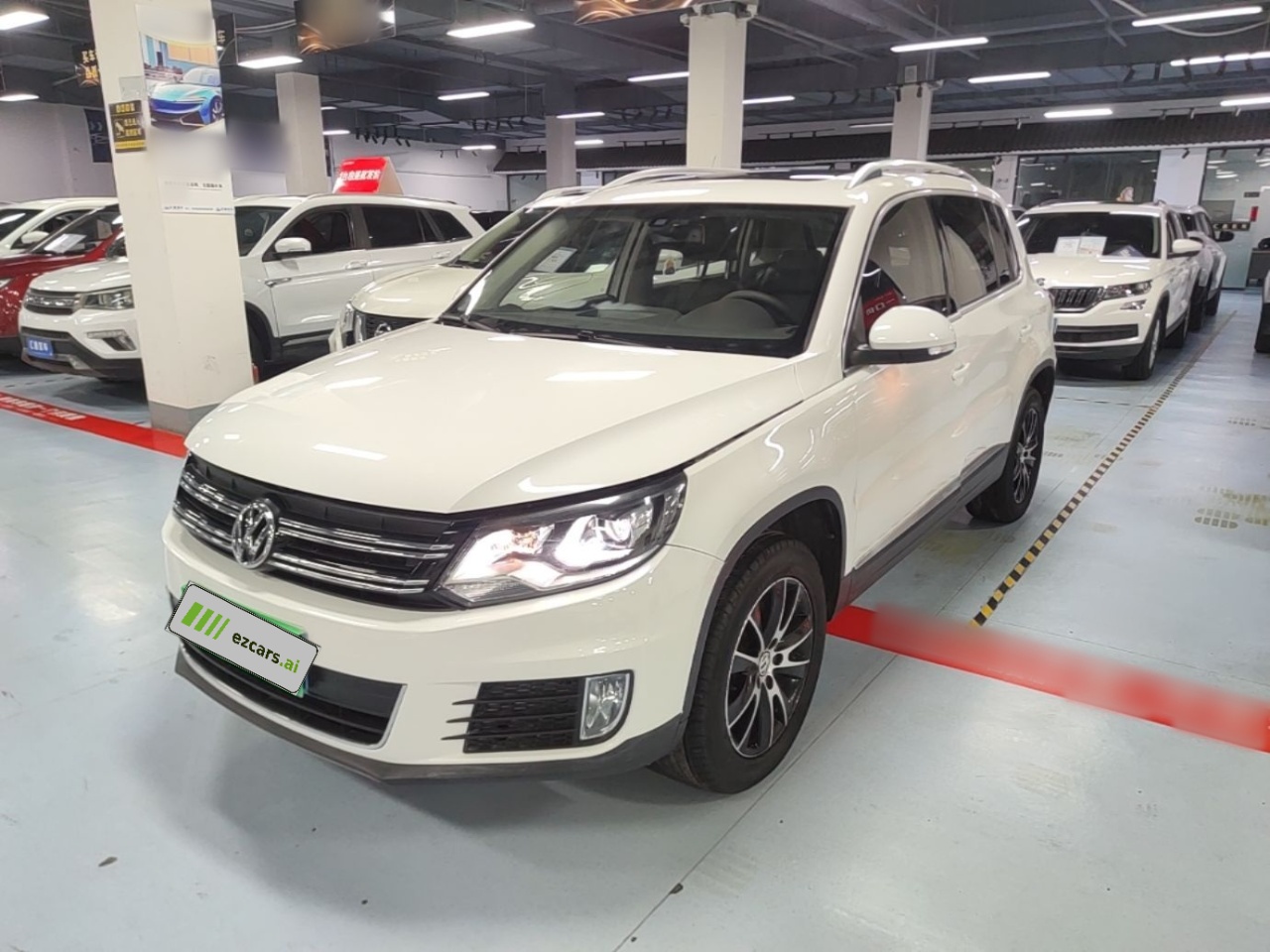 Tiguan 2015 1.8TSI AT RWD Luxury