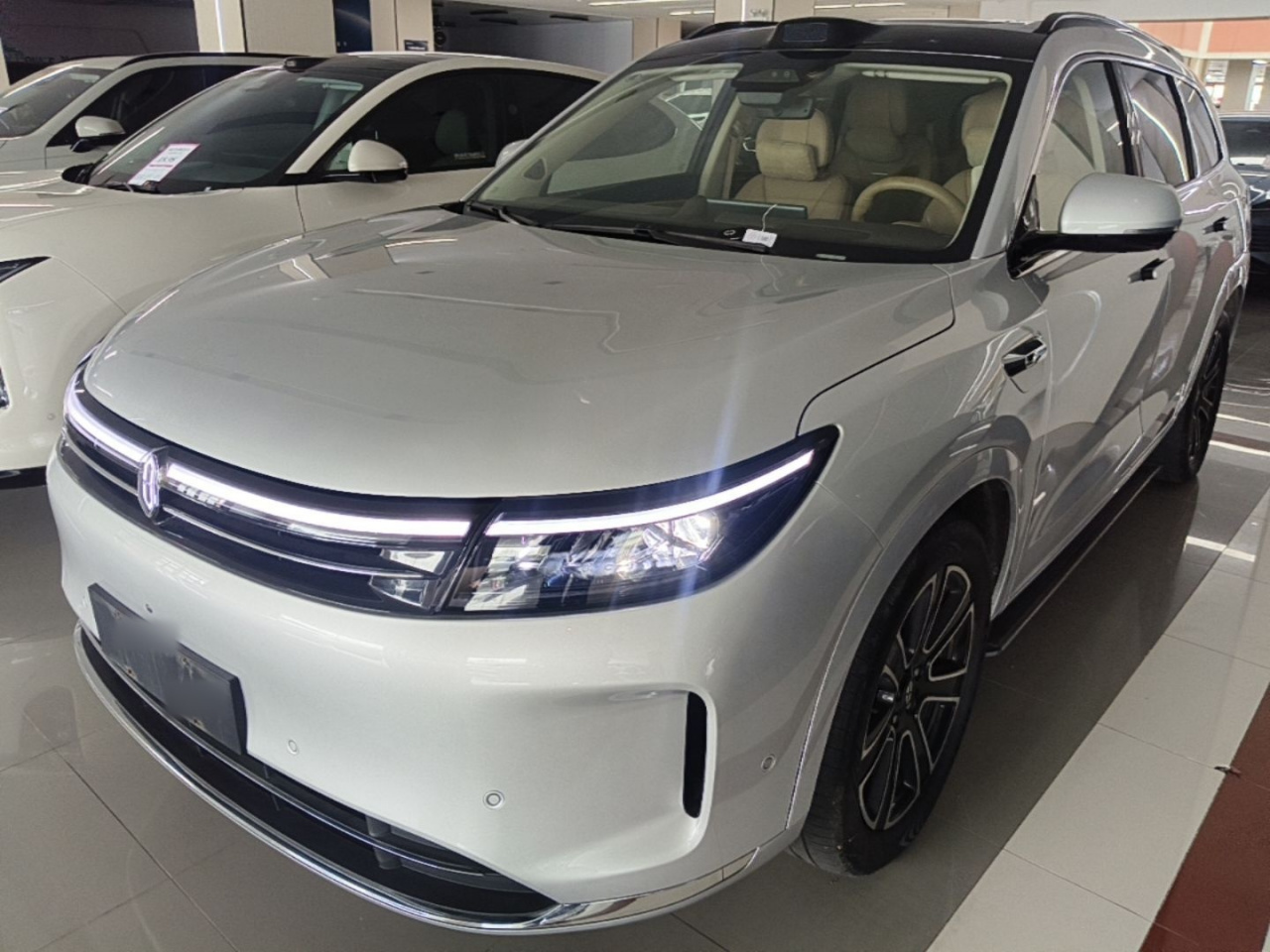 HIMA AITO M7 2024 1.5T ADAS AWD Ultra 6-Seater