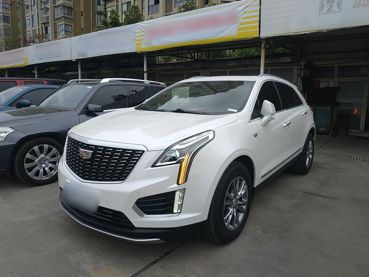 XT5 2020 28T Luxury