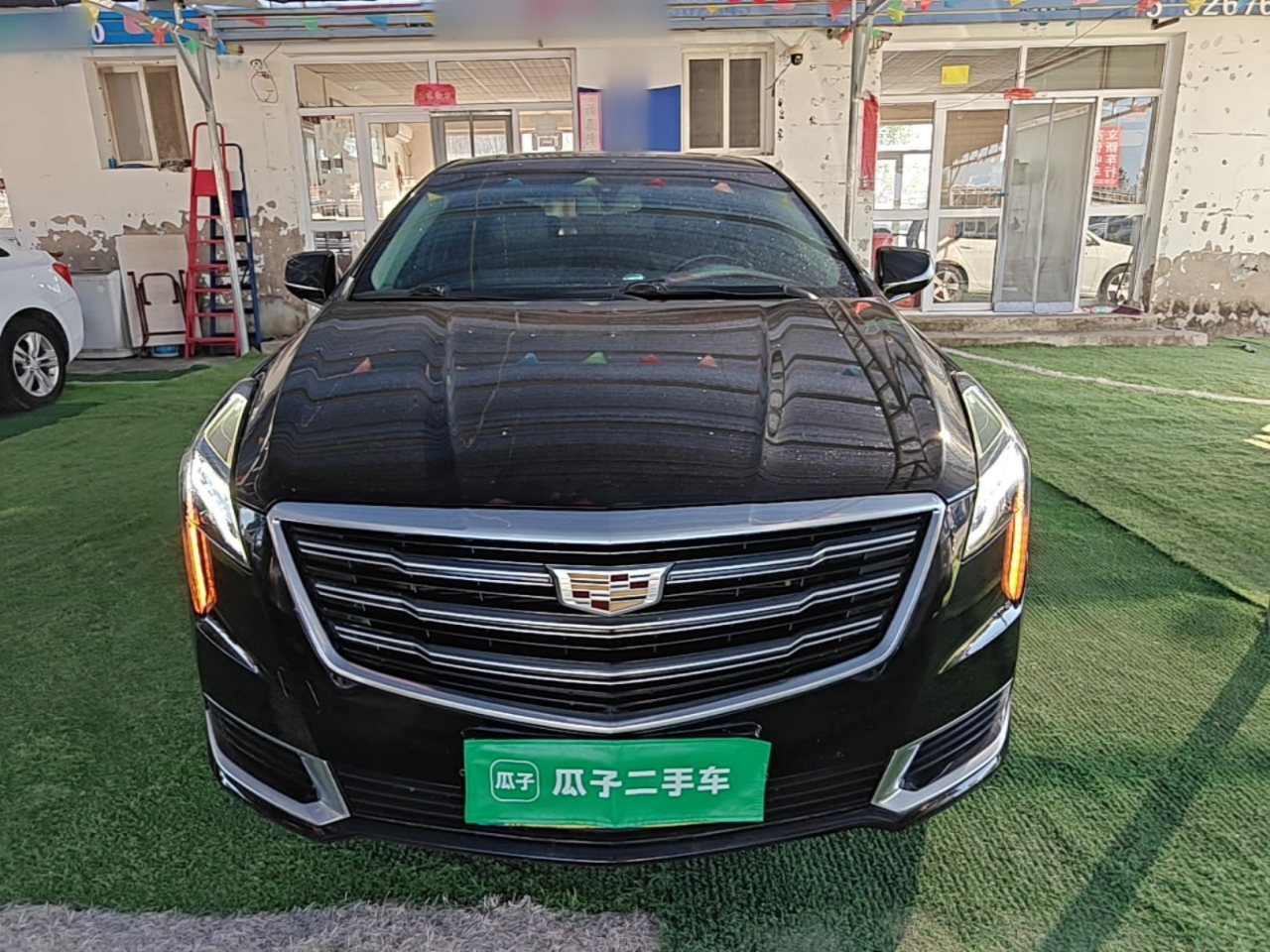 XTS 2018 28T Tech photo 2