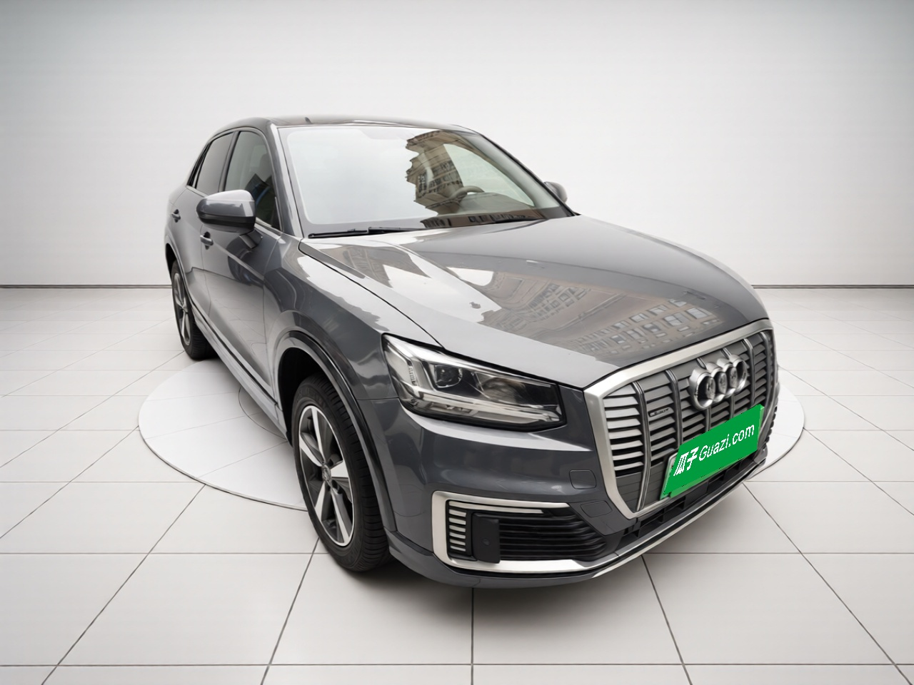 Q2L e-tron 2019 Q2L e-tron EV photo 3