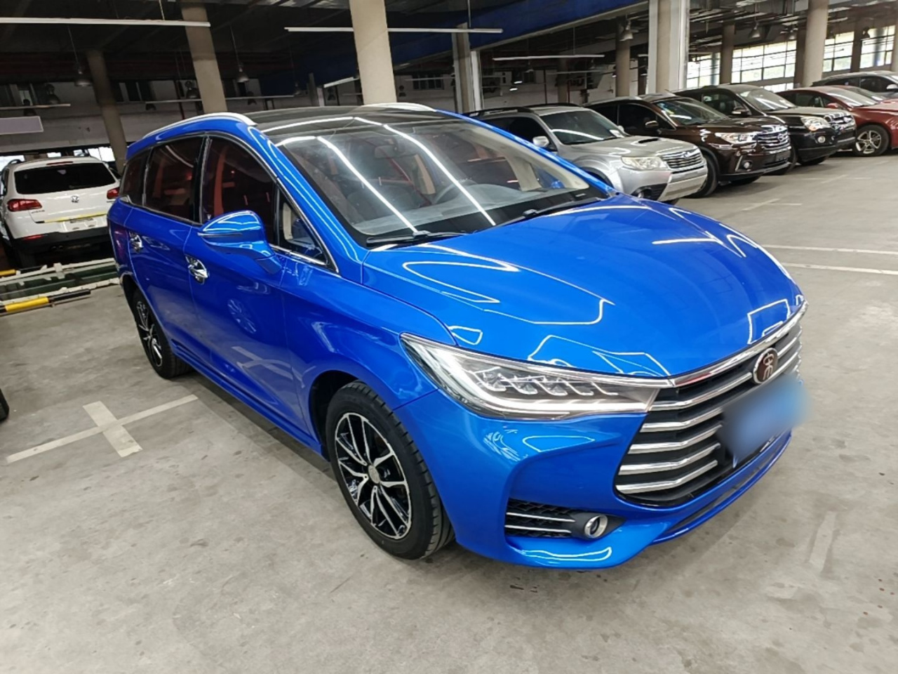 Song MAX 2017 1.5T AT Connected Premium 7-Seater photo 3