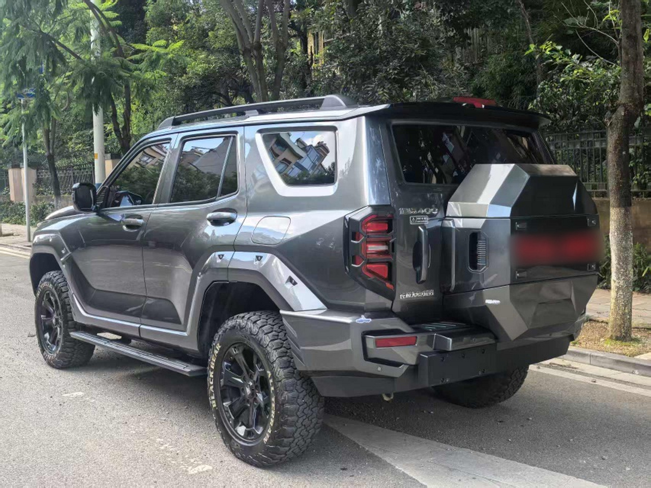 400 EV 2024 Hi4-T Off-road photo 3