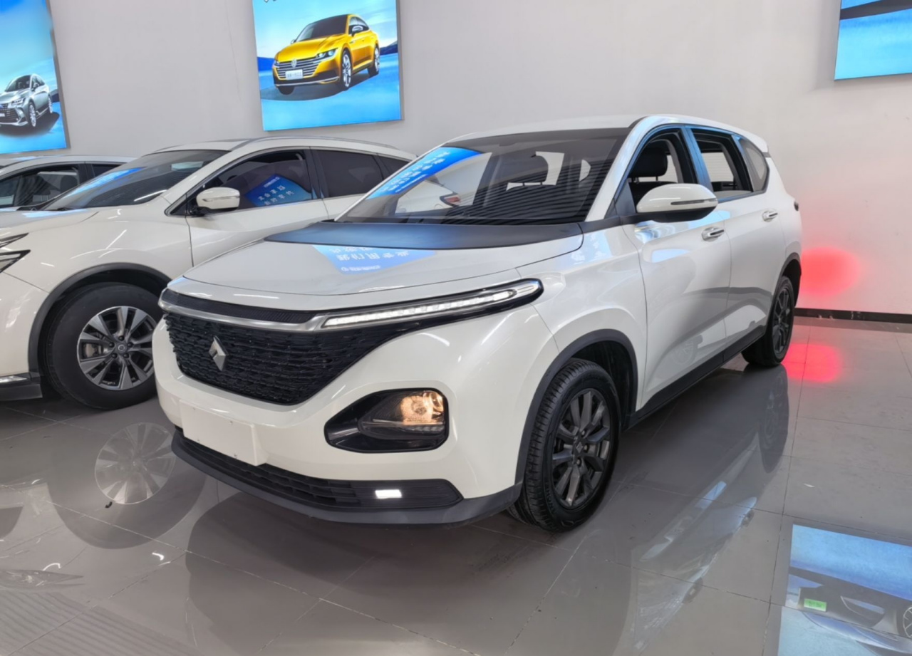 RM-5 2019 1.5L CVT 24 Elite 5-Seater