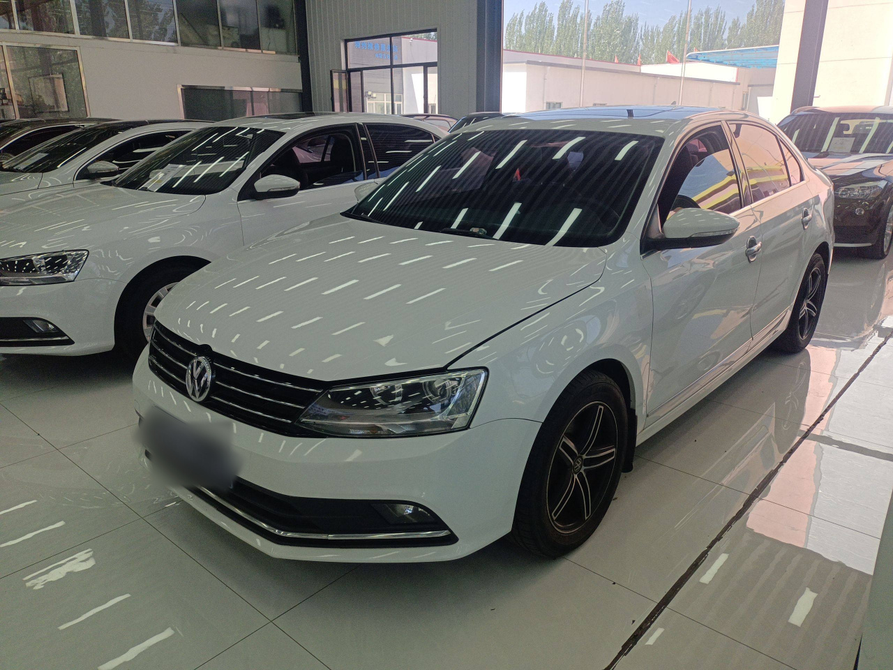 Sagitar 2015 1.6L AT Comfort
