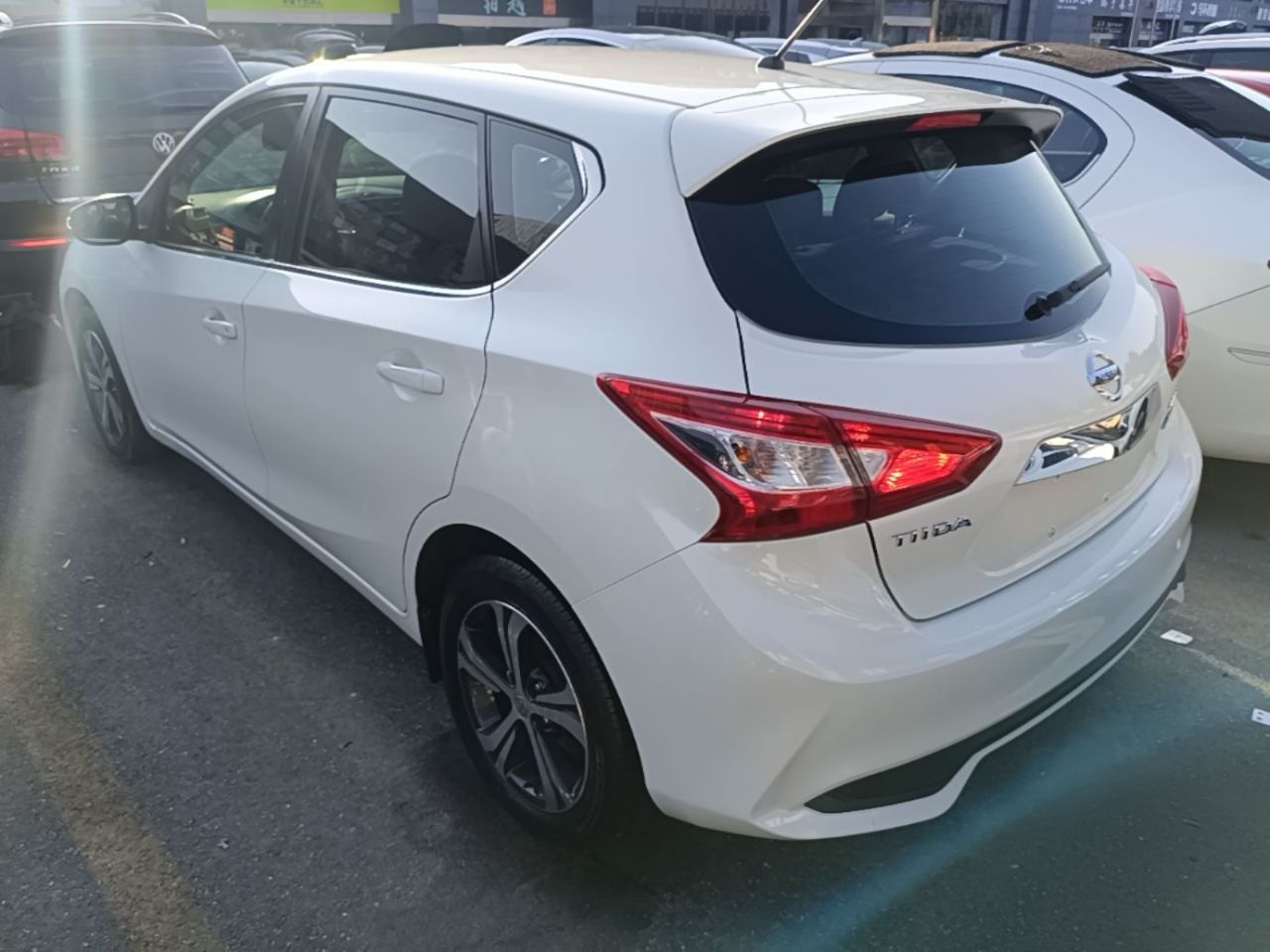 Tiida 2016 1.6L CVT photo 4