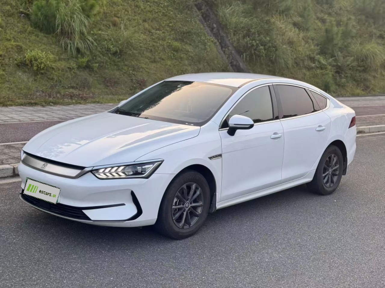 Qin PLUS 2021 EV 400KM