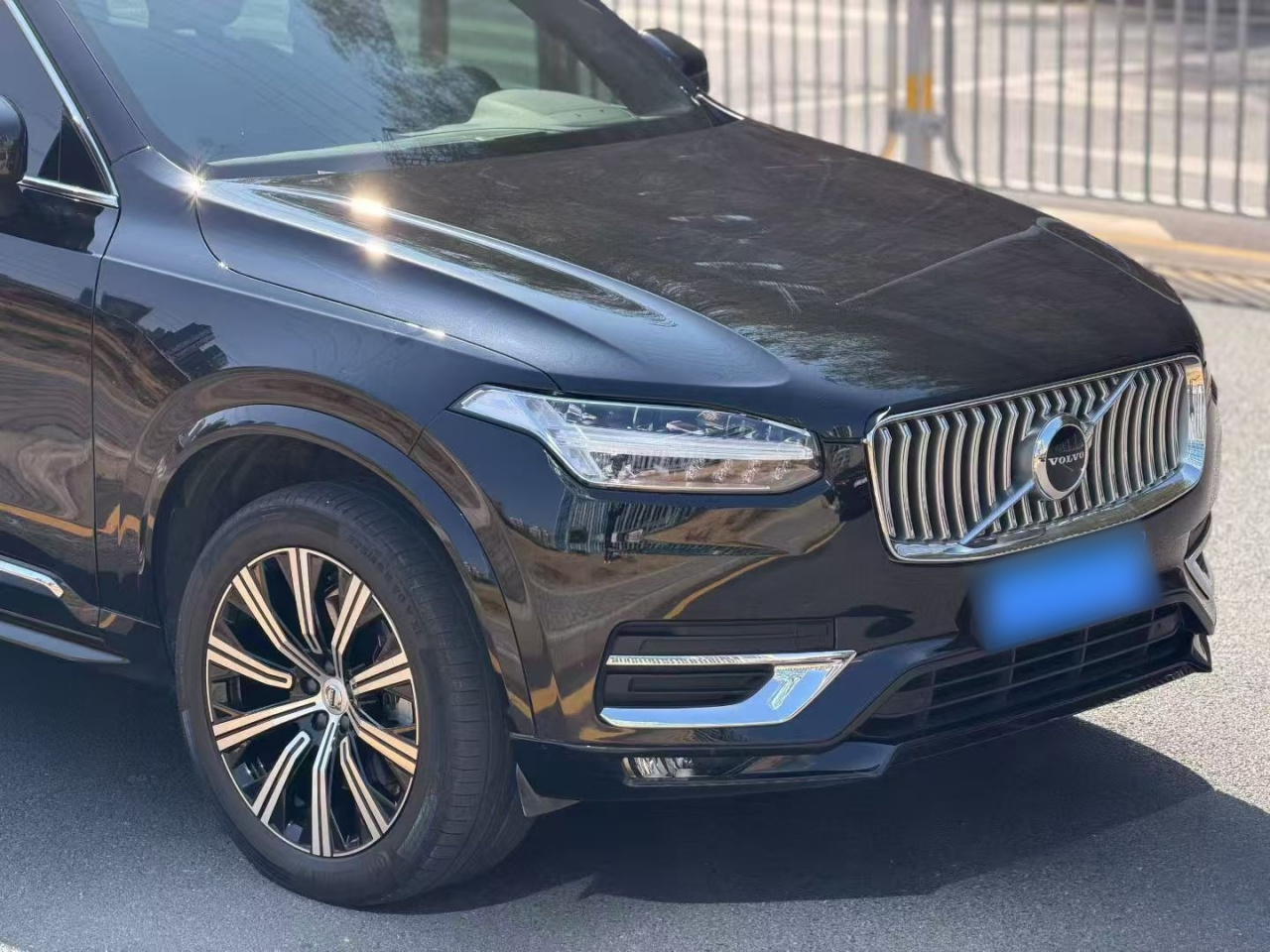 XC90 2021 B5 Luxury 7-Seater photo 3