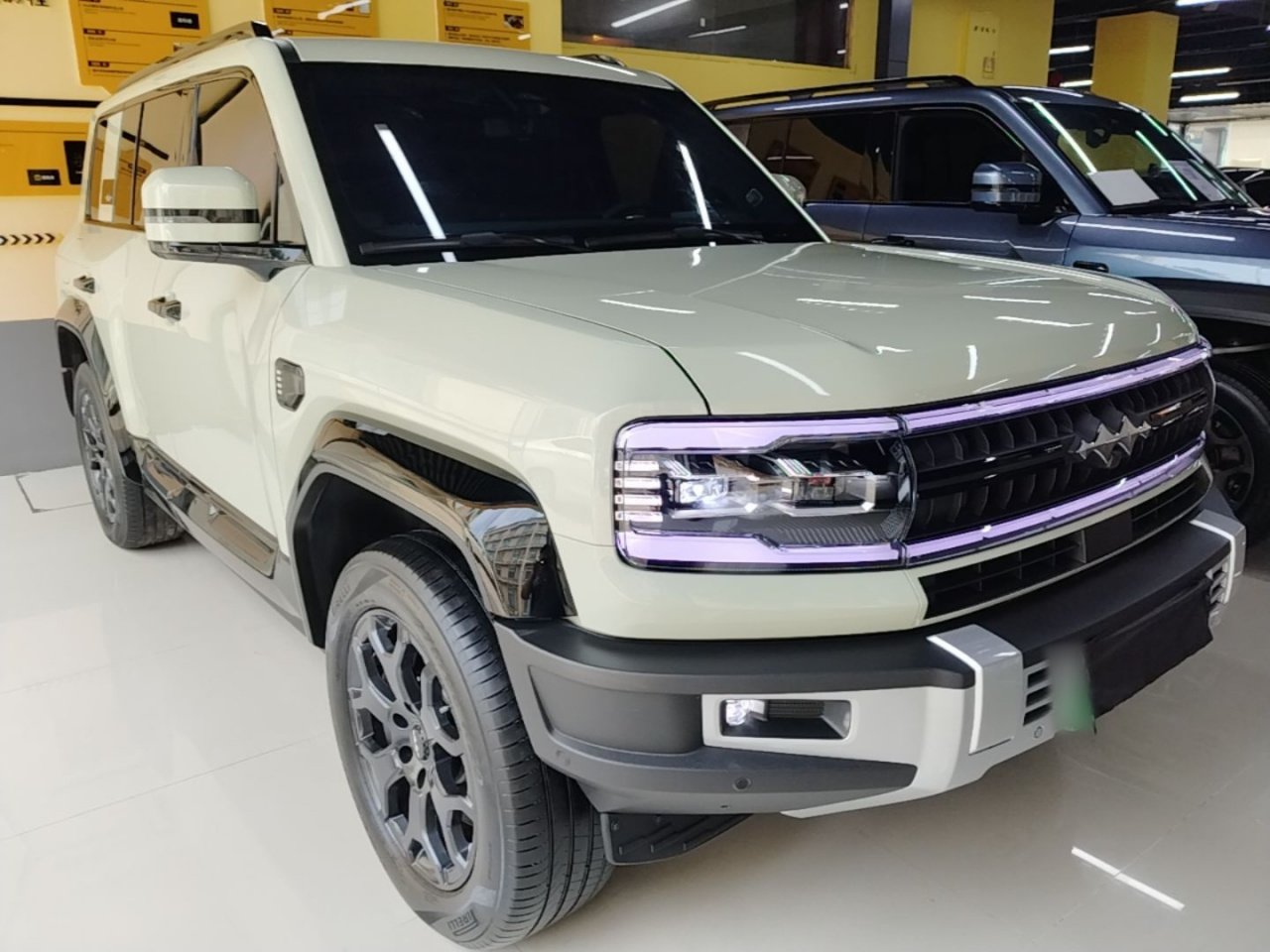 Fang Cheng Bao Leopard 5 2023 Flagship photo 5