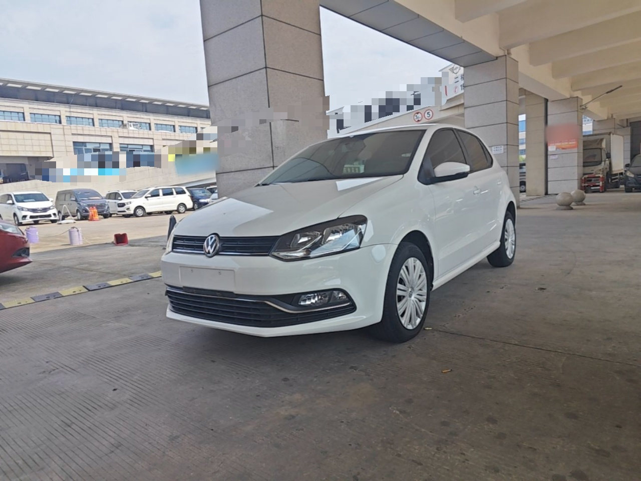 Polo 2016 1.6L AT Comfort